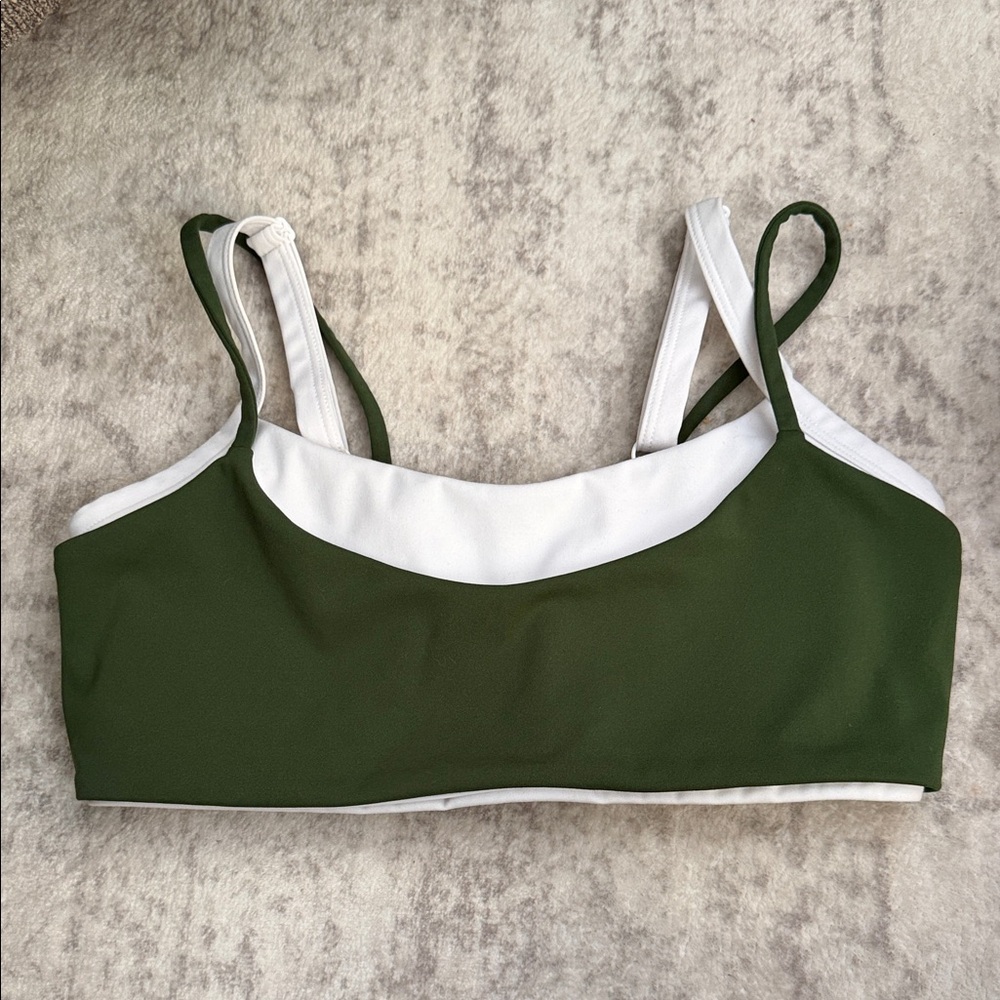 Form Layered Meadow and white bra size small